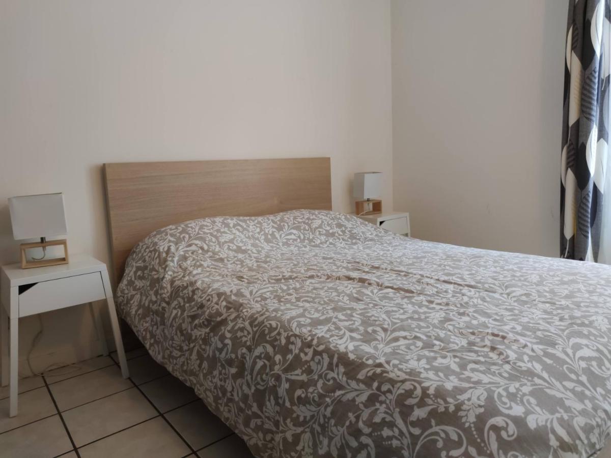 Modern 1 Bedroom Apartment Near The Metro. Ιβρύ-συρ-Σεν Εξωτερικό φωτογραφία