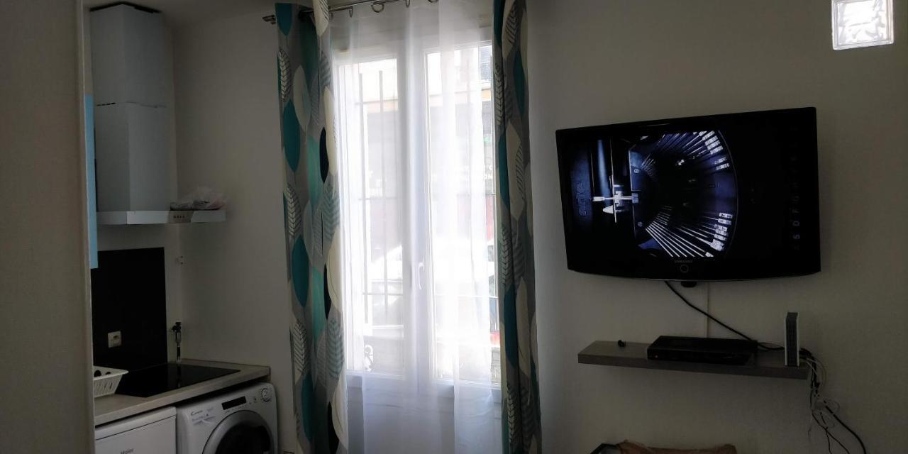 Modern 1 Bedroom Apartment Near The Metro. Ιβρύ-συρ-Σεν Εξωτερικό φωτογραφία