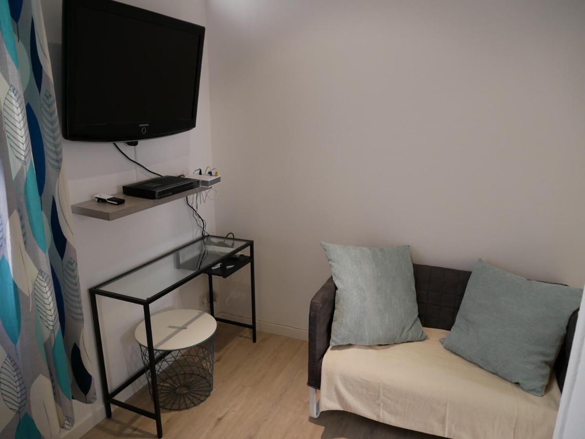 Modern 1 Bedroom Apartment Near The Metro. Ιβρύ-συρ-Σεν Εξωτερικό φωτογραφία