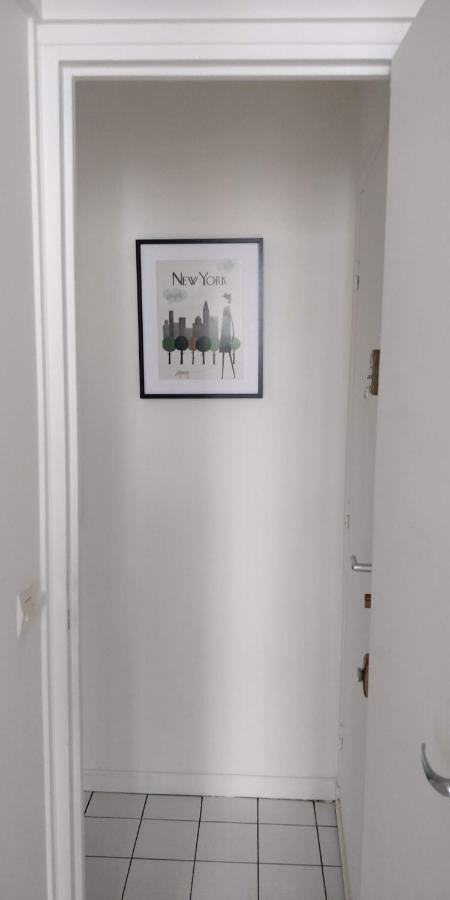 Modern 1 Bedroom Apartment Near The Metro. Ιβρύ-συρ-Σεν Εξωτερικό φωτογραφία